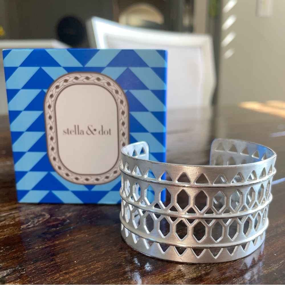 Stella & Dot Plait silver cuff bracelet